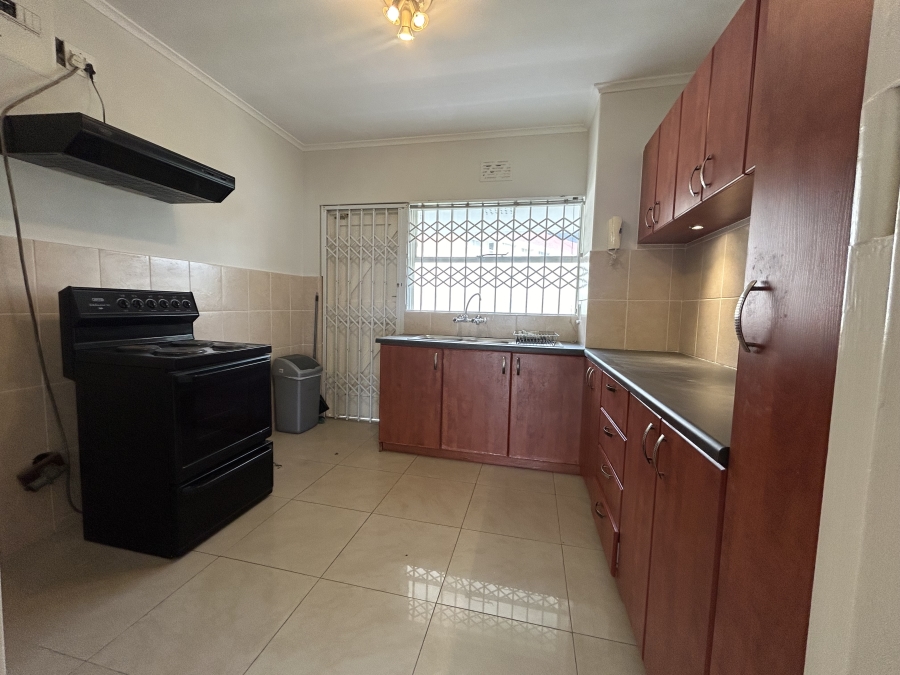 To Let 2 Bedroom Property for Rent in Camps Bay Western Cape